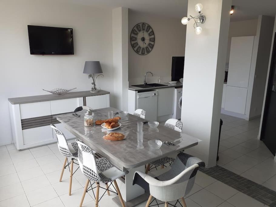 Les Rivages De Rochelongues, T3, Piscine, Clim, Parking Apartman Agde Kültér fotó